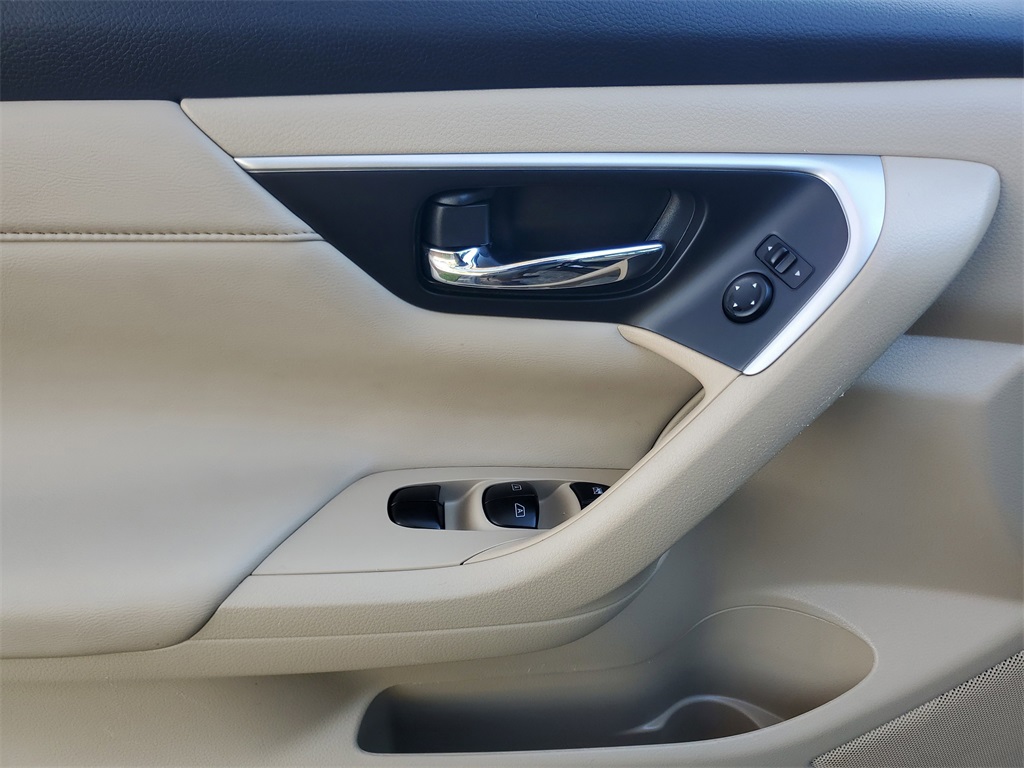 used 2016 Nissan Altima car, priced at $13,896