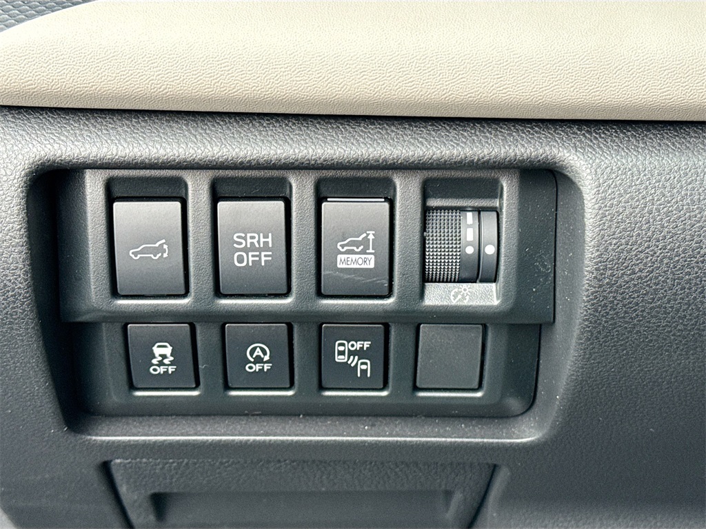 2024 Subaru Forester Limited photo 10
