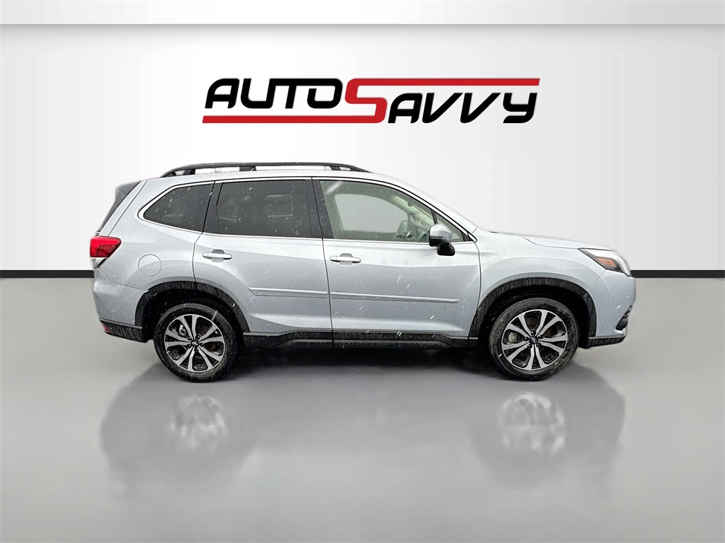 2024 Subaru Forester Limited photo 8
