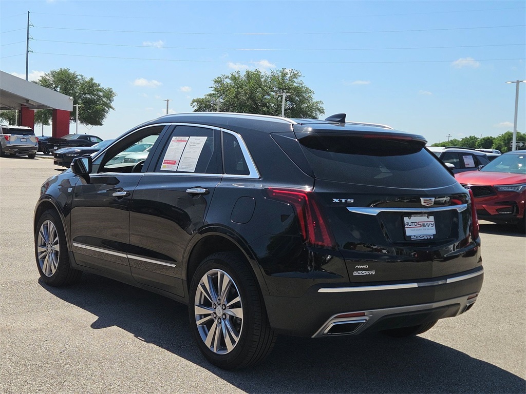 2024 Cadillac XT5 Premium Luxury photo 3