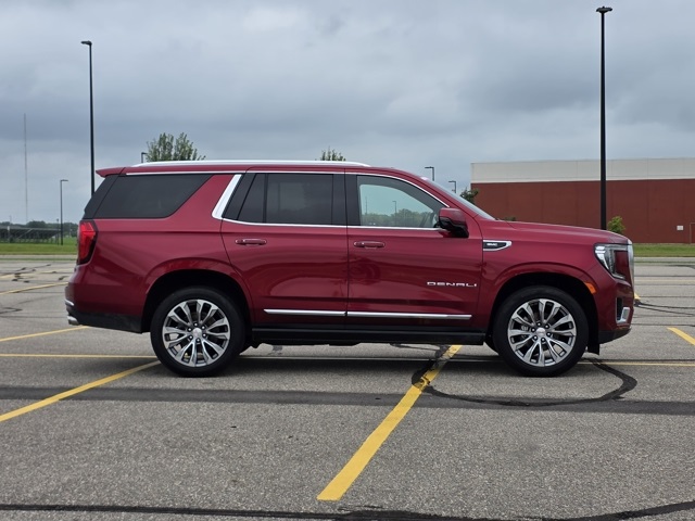 2021 GMC Yukon 4WD Denali