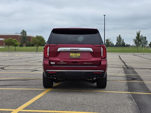 2021 GMC Yukon 4WD Denali
