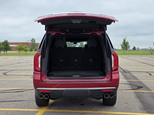 2021 GMC Yukon 4WD Denali