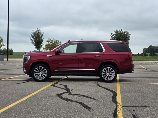 2021 GMC Yukon 4WD Denali
