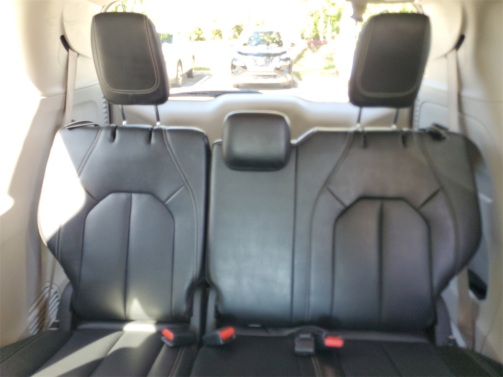 used 2023 Chrysler Pacifica car, priced at $24,995