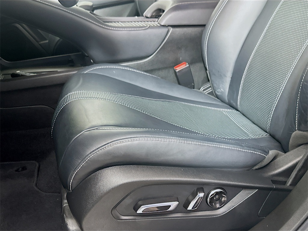 used 2023 Acura RDX car, priced at $36,999