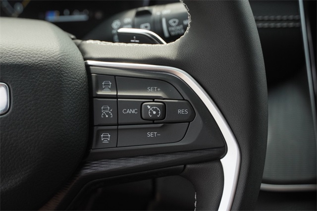 2025 Jeep Grand Cherokee Altitude X photo 25