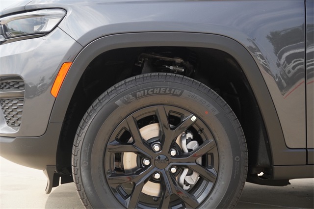 2025 Jeep Grand Cherokee Altitude X photo 5
