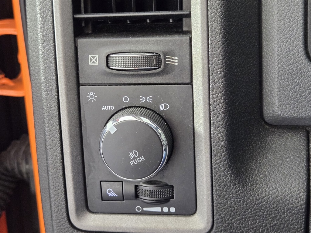 used 2019 Ram 1500 Classic car, priced at $22,988