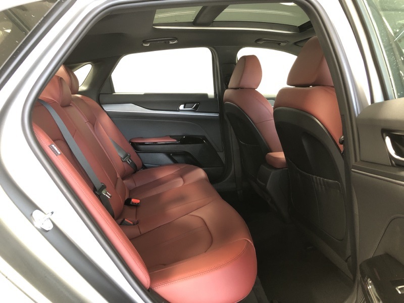 2026 Kia K5 GT-Line photo 9