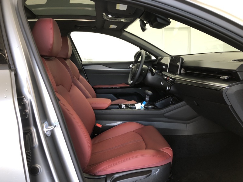 2026 Kia K5 GT-Line photo 12