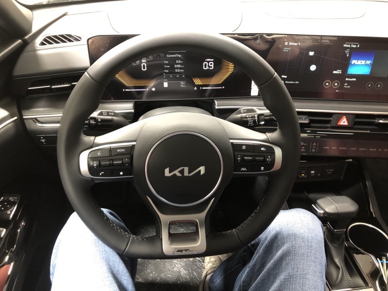 2026 Kia K5 GT-Line photo 28