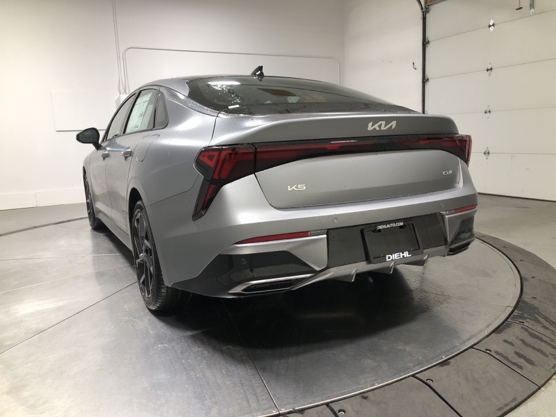 2026 Kia K5 GT-Line photo 5