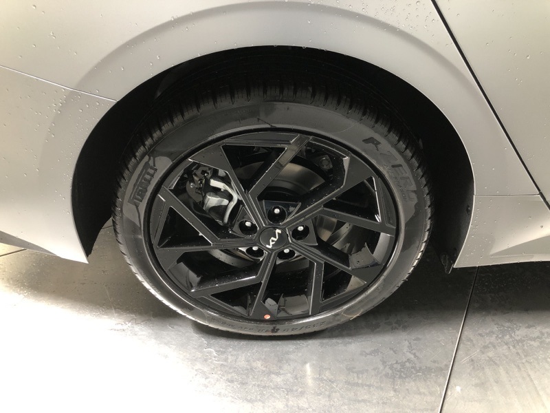 2026 Kia K5 GT-Line photo 8