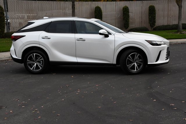 2026 Lexus RX 350 Premium photo 3
