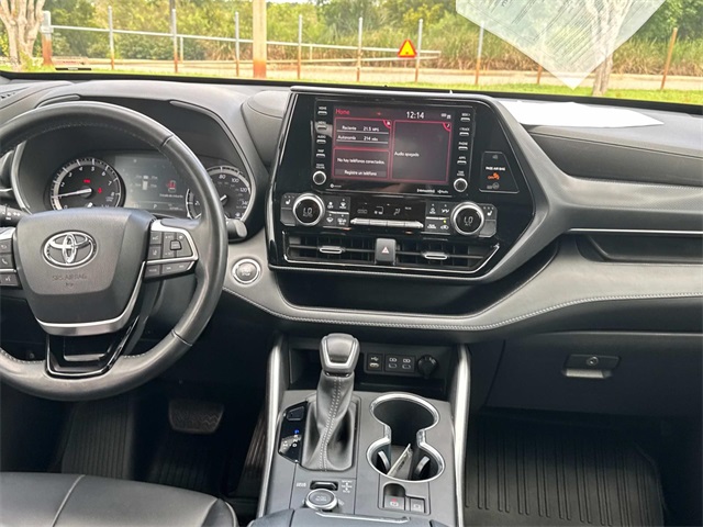2022 Toyota Highlander XSE photo 15