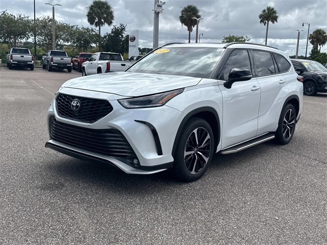 2022 Toyota Highlander XSE photo 7