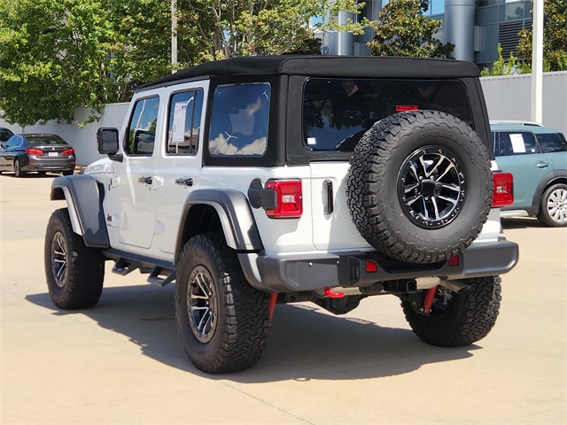 2024 Jeep Wrangler Rubicon photo 7