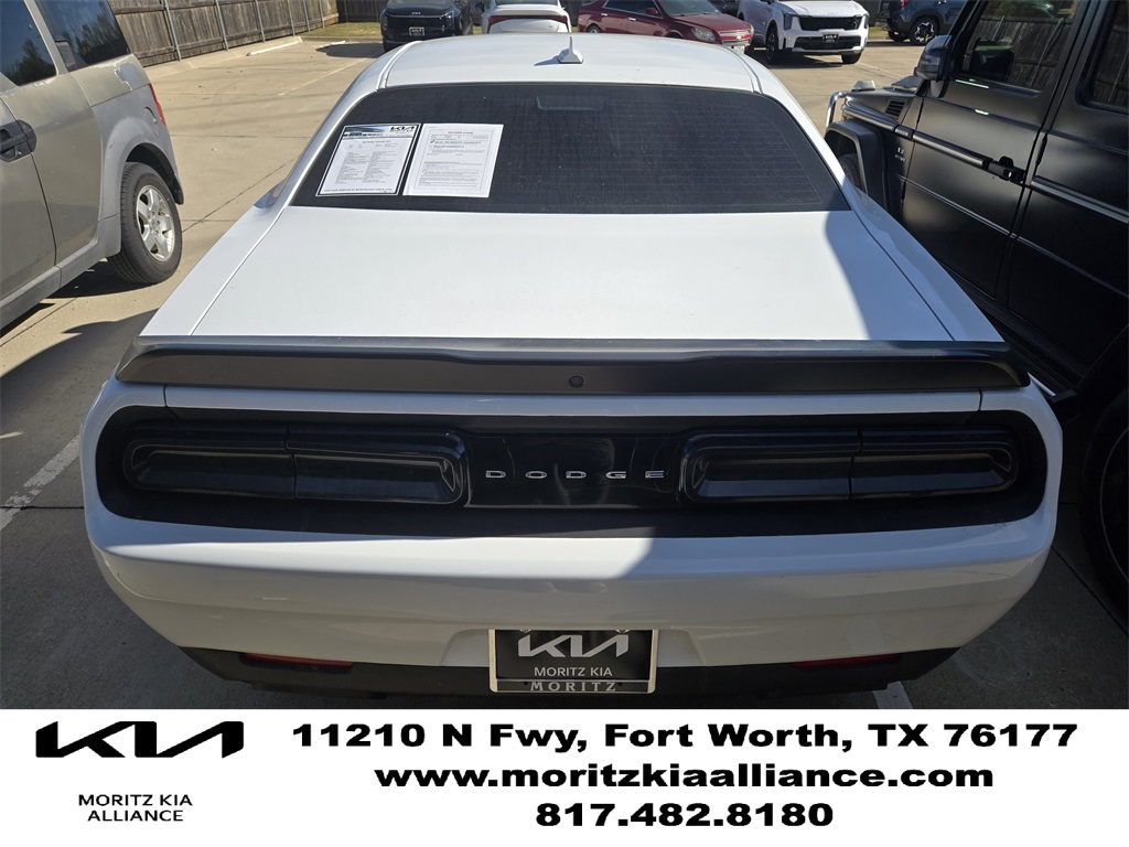 2023 Dodge Challenger R/T's photo