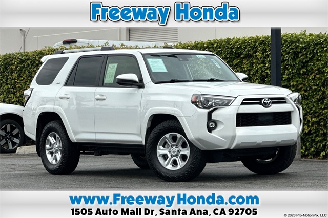 2024 Toyota 4Runner SR5's photo