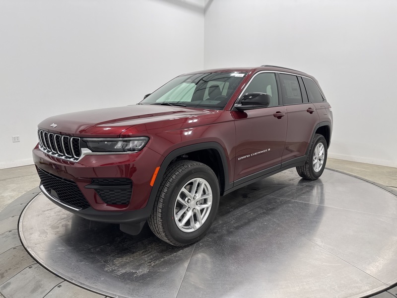 2025 Jeep Grand Cherokee Laredo X photo 3