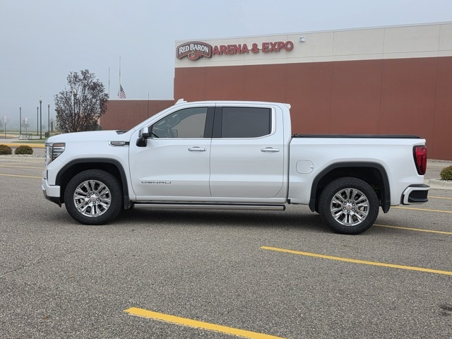 2023 GMC Sierra 1500 4WD Crew Cab Short Box Denali