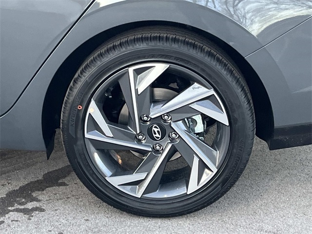 new 2026 Hyundai Elantra Hybrid car, priced at $30,955