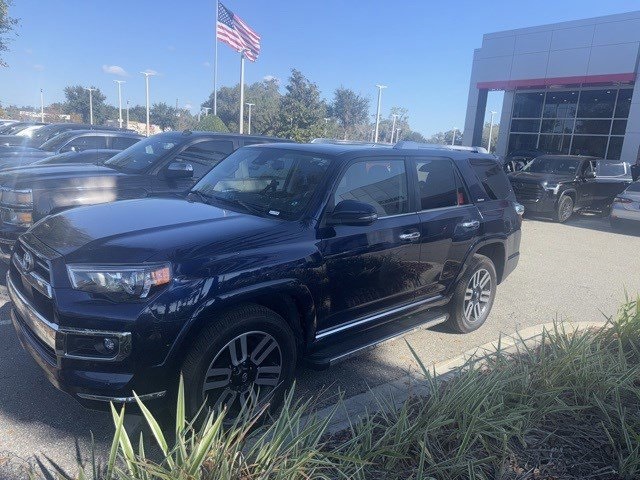 2022 Toyota 4Runner Limited's photo