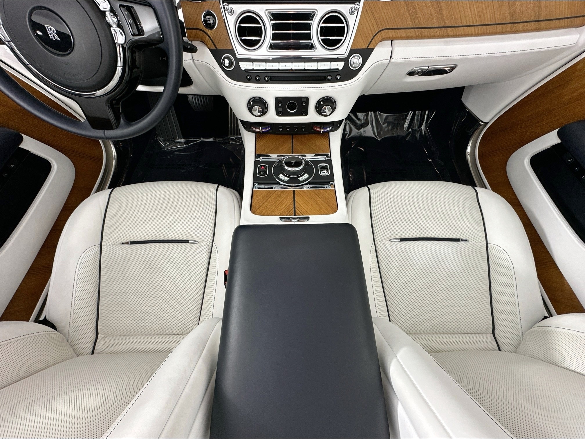 used 2018 Rolls-Royce Dawn car, priced at $284,995