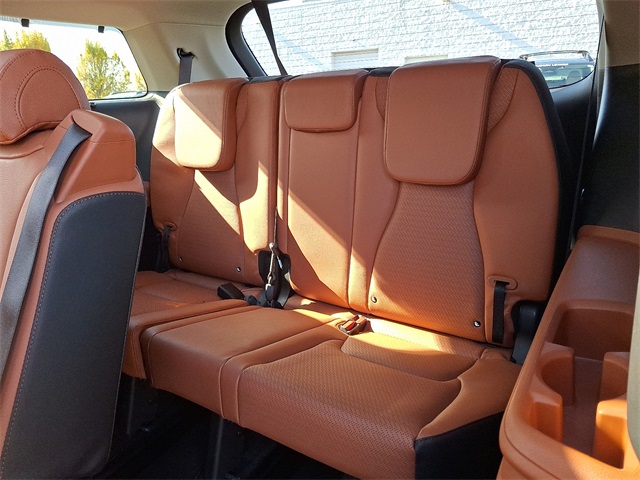 used 2024 Kia Carnival car, priced at $36,334