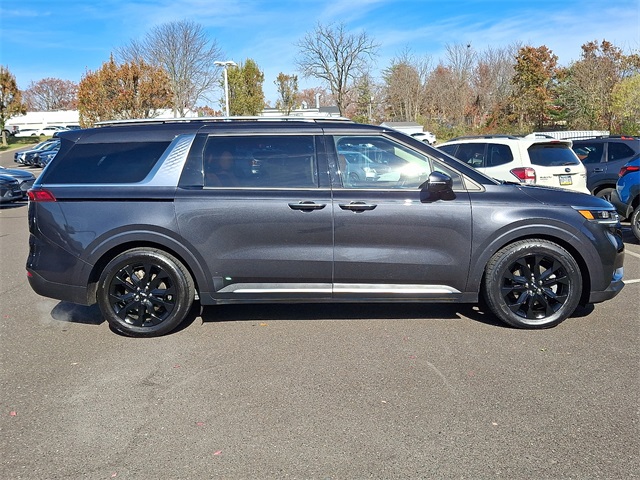 used 2024 Kia Carnival car, priced at $36,334