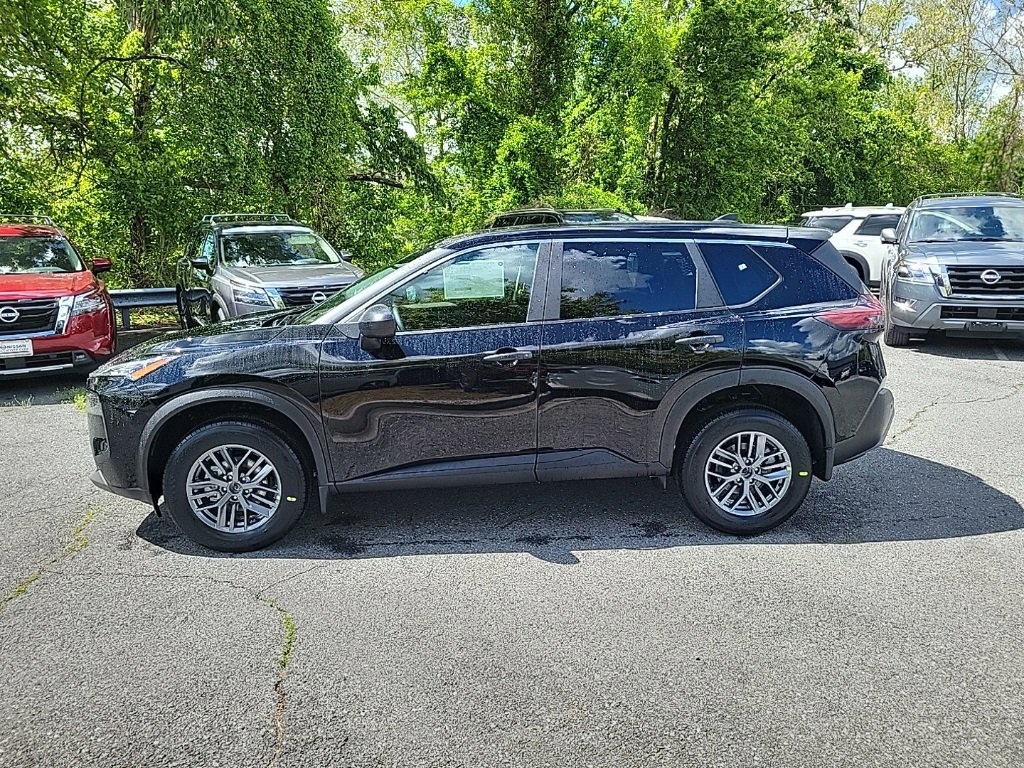 New 2023 Black Nissan S image 7