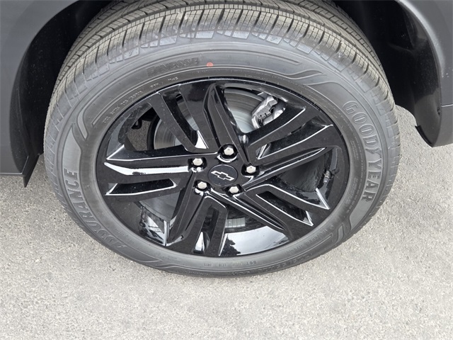 2026 Chevrolet Trax ACTIV photo 2