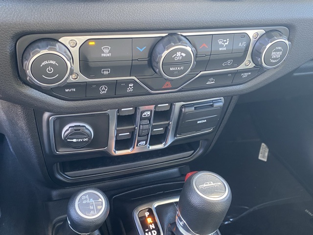 new 2026 Jeep Gladiator car, priced at $42,703