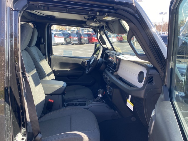 new 2026 Jeep Gladiator car, priced at $42,703