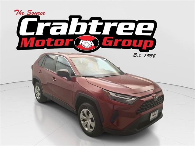 2023 Toyota RAV4 LE's photo