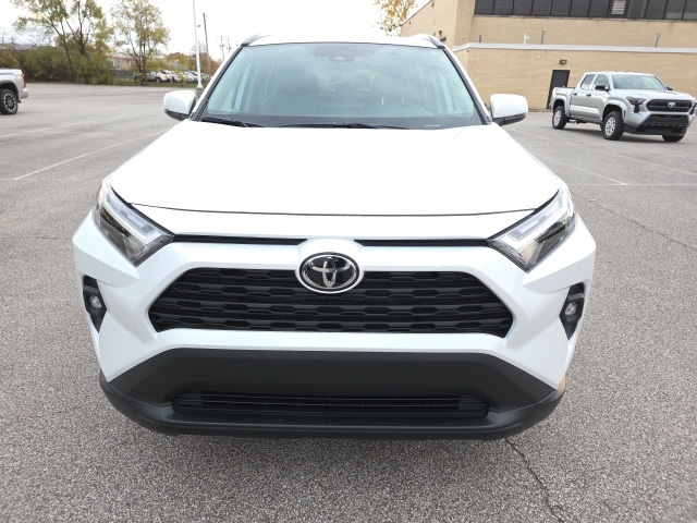 2025 Toyota RAV4 XLE Premium photo 2