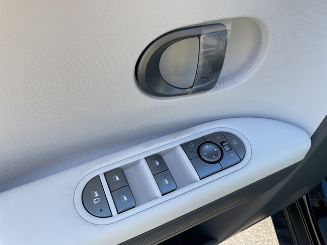 IONIQ 5 SEL