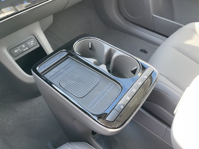 IONIQ 5 SEL