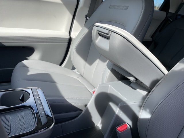 IONIQ 5 SEL