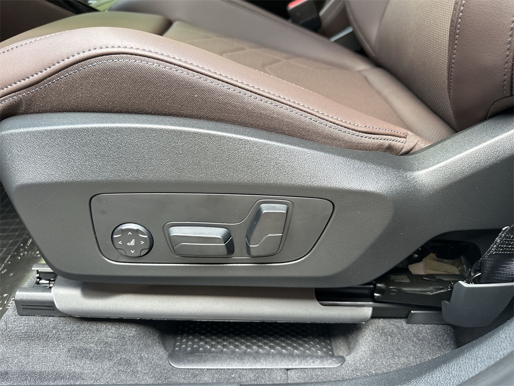 X1 xDrive28i