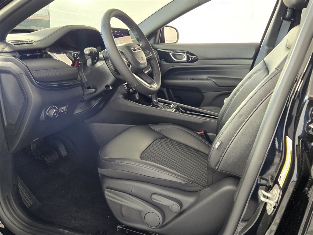 new 2026 Jeep Compass car, priced at $25,305