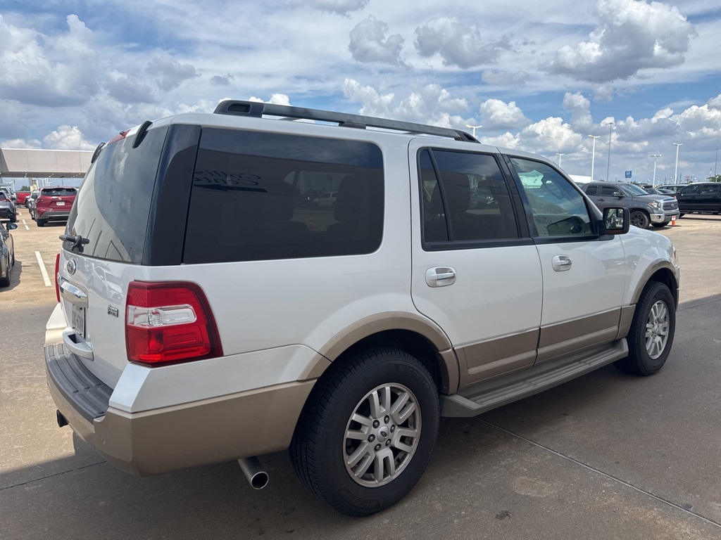 2014 Ford Expedition XLT photo 4