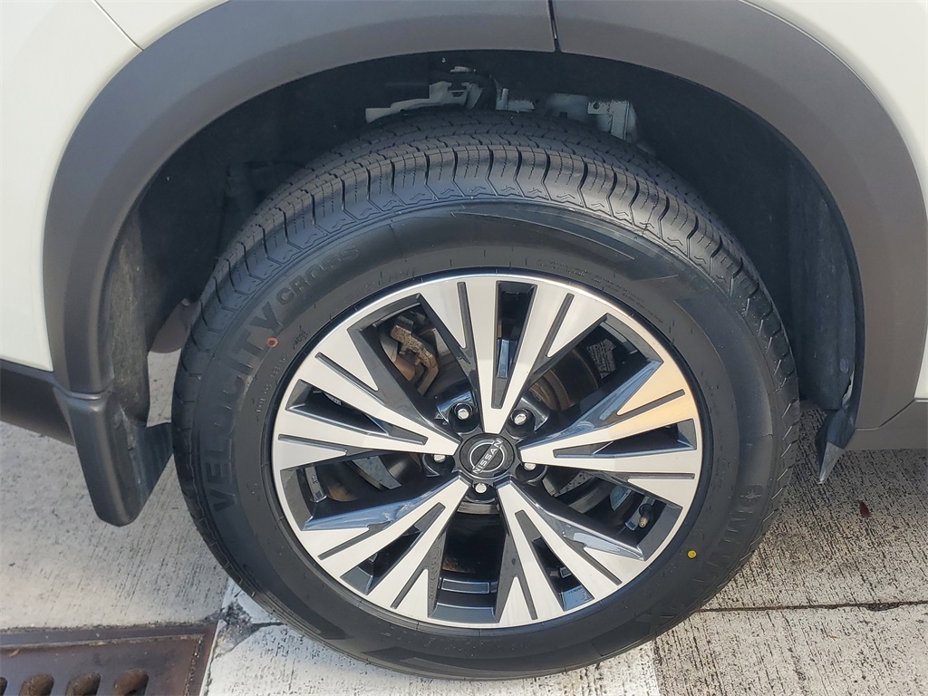 used 2023 Nissan Rogue car, priced at $19,995