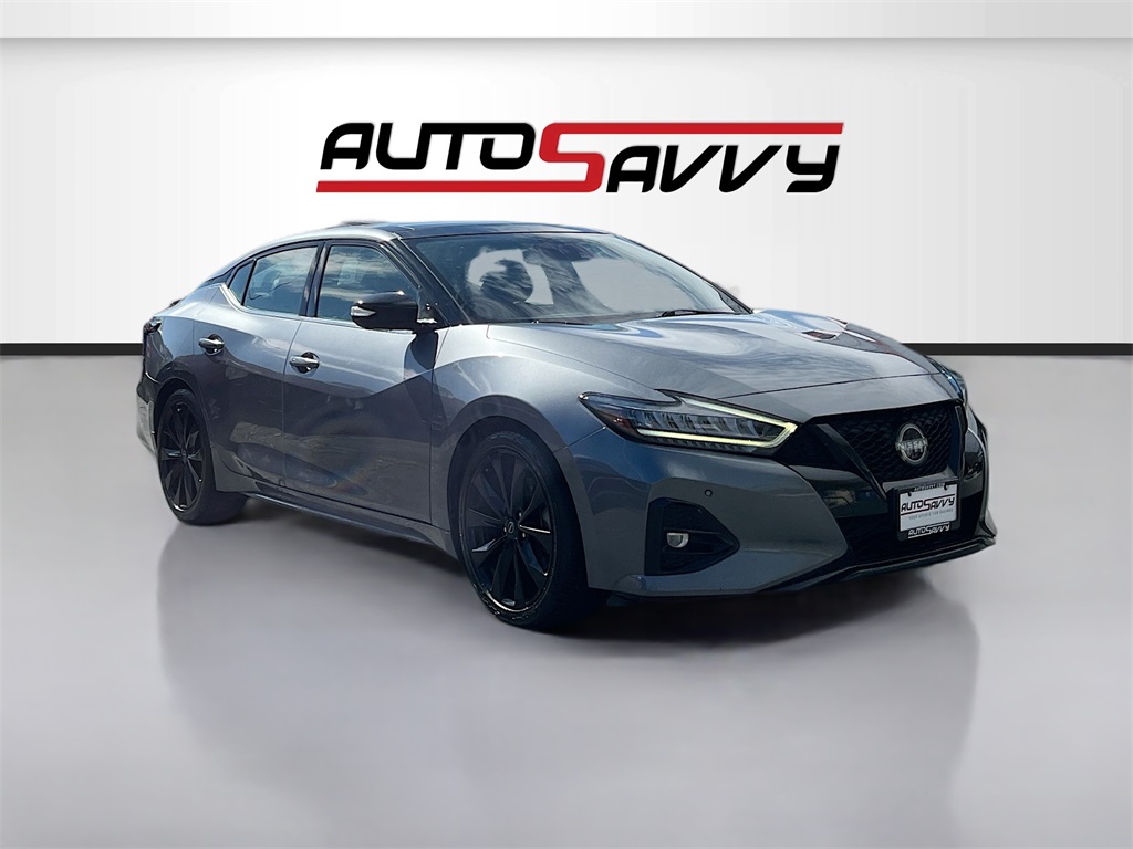 2023 Nissan Maxima SR's photo