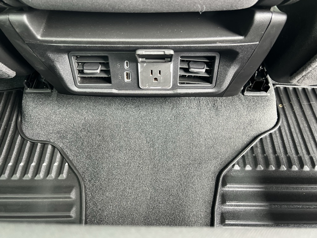 2025 Gmc Sierra 1500 Elevation photo 3