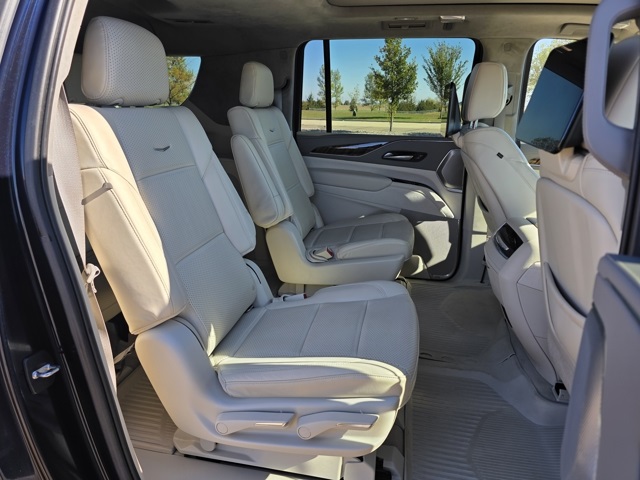 2021 Cadillac Escalade ESV 4WD Premium Luxury Platinum