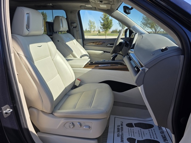 2021 Cadillac Escalade ESV 4WD Premium Luxury Platinum