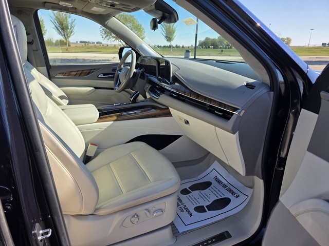 2021 Cadillac Escalade ESV 4WD Premium Luxury Platinum