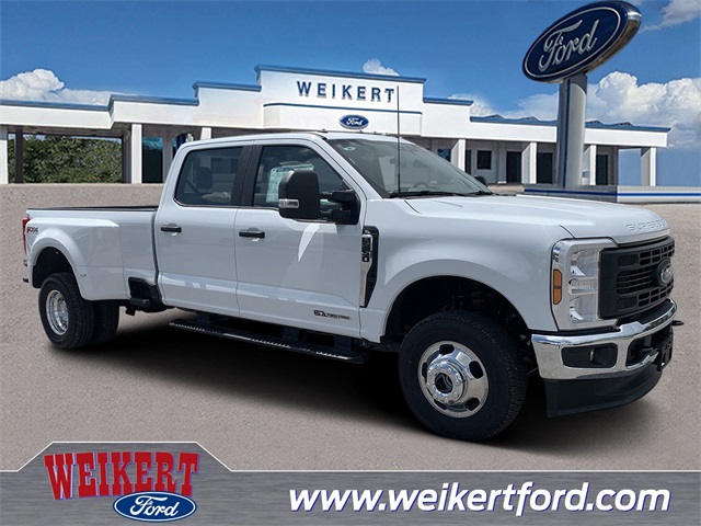 2025 Oxford White Ford Super Duty F-350 DRW XL Truck